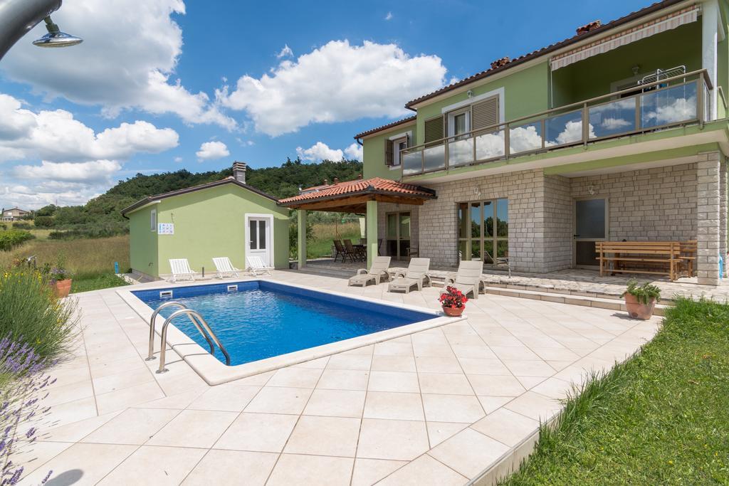 לאבין Apartments Cekada מראה חיצוני תמונה
