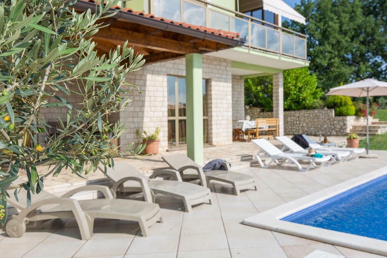 לאבין Apartments Cekada מראה חיצוני תמונה