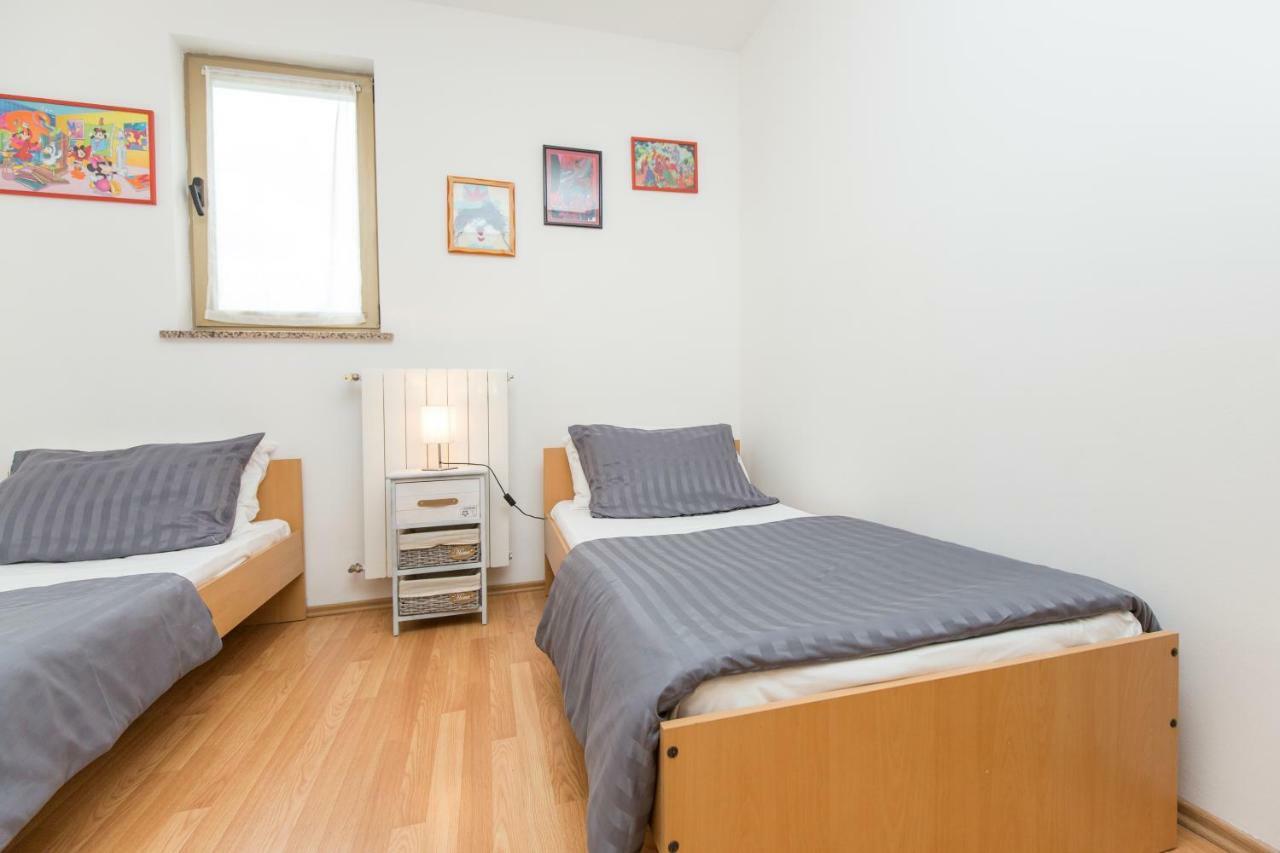 לאבין Apartments Cekada מראה חיצוני תמונה