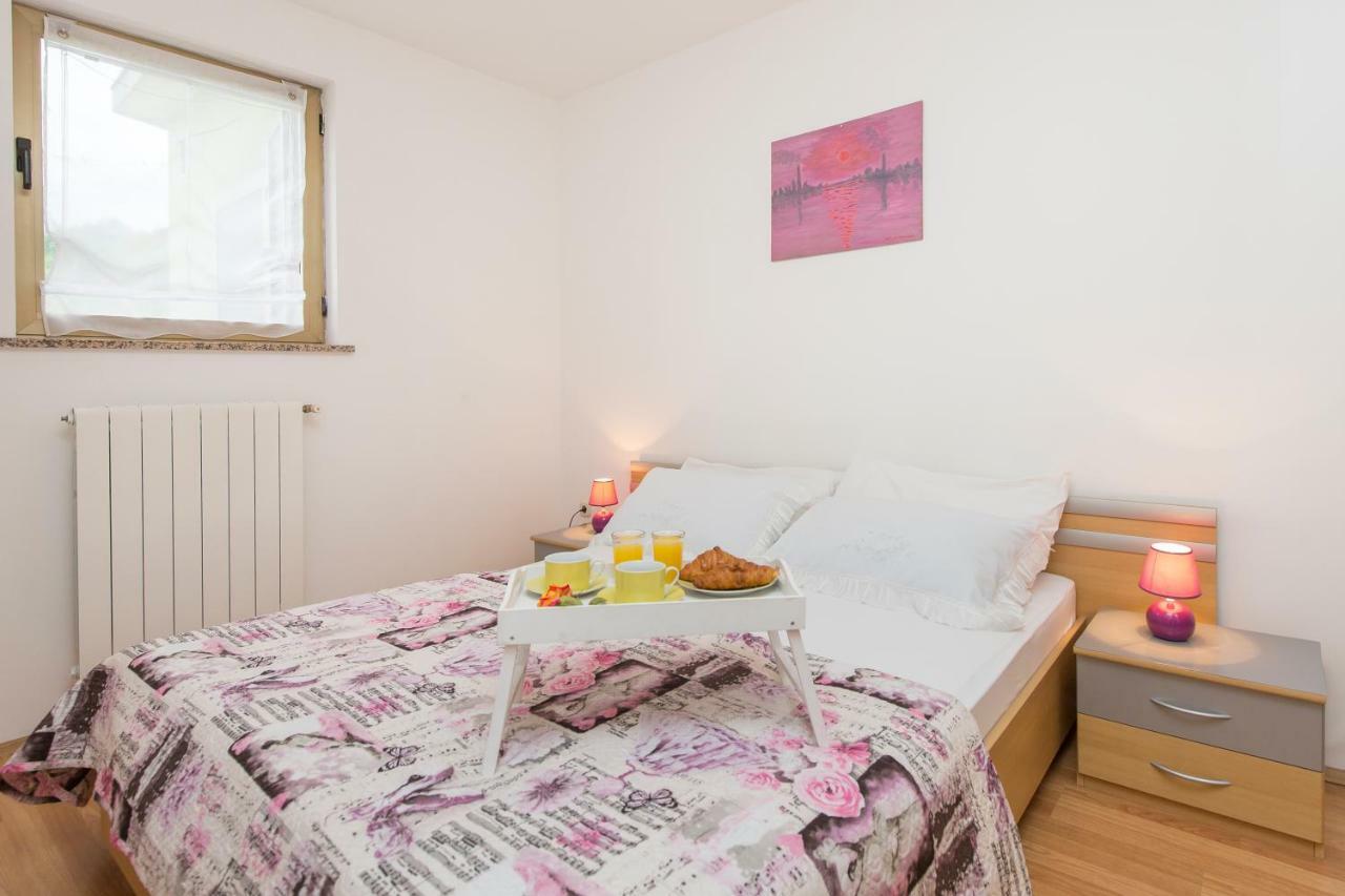 לאבין Apartments Cekada מראה חיצוני תמונה