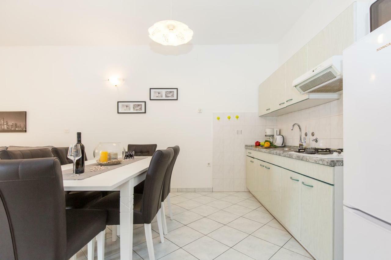 לאבין Apartments Cekada מראה חיצוני תמונה