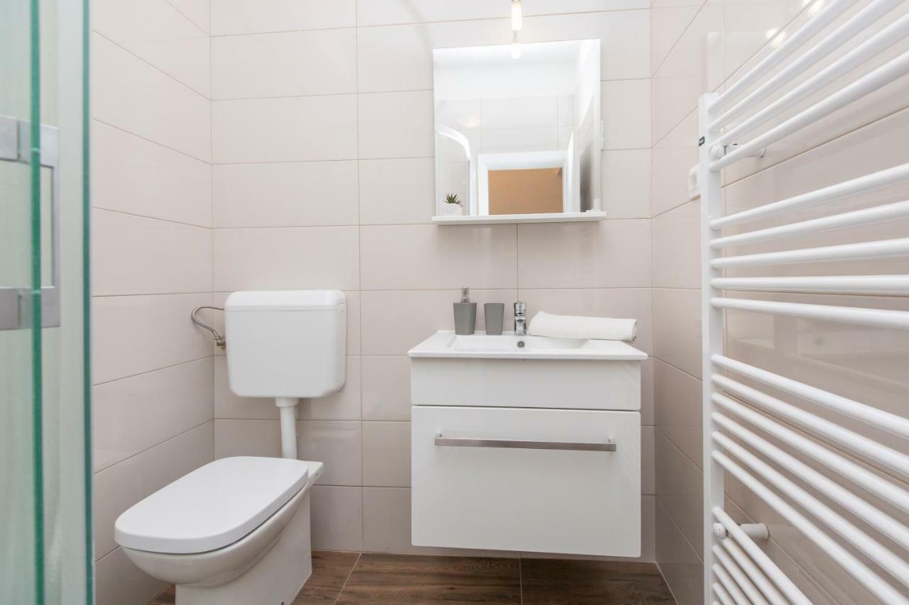 לאבין Apartments Cekada מראה חיצוני תמונה